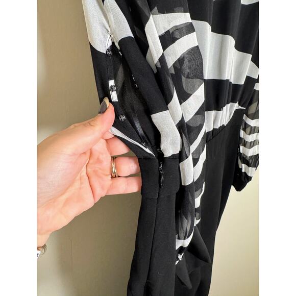 NEW Diane Von Furstenberg Long Sleeve Stripe Jumpsuit Size 6 - Picture 7 of 7